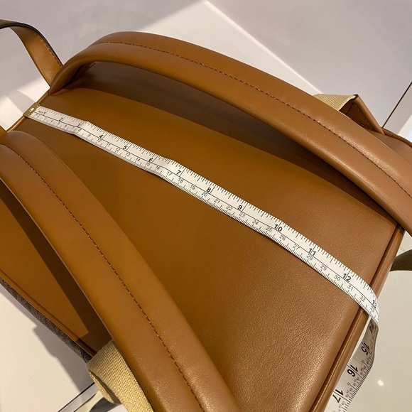 Michael Kors JET SET ITEM MD PKT BACKPACK - Picture 5 of 8